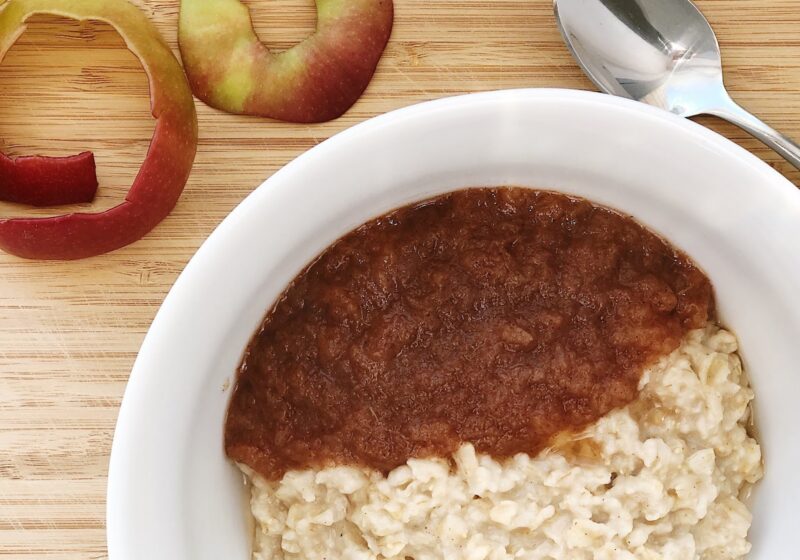 apple sauce with oatmeal