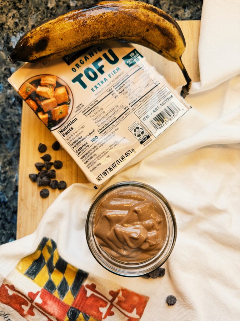 healthy-chocolate-peanut-butter-frozen-pudding a picture of the ingredients and what it will look like before being frozen